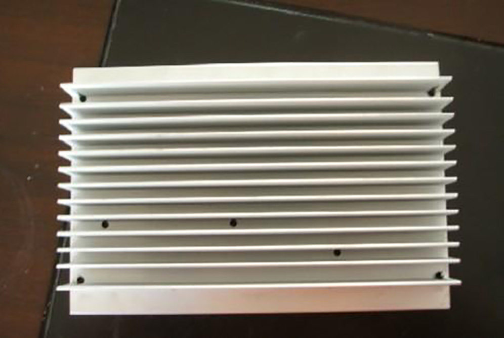 �ӱ�����ɢ�����Ͳ�